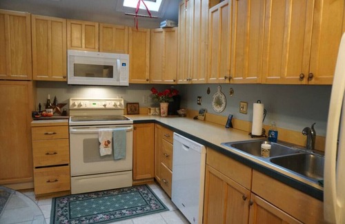 Doylestown House | Downtown Doylestown - walking distance to