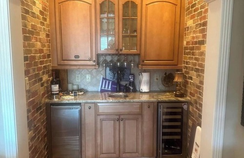 East Natchitoches House | Downtown Front Street 2-bedroom townhome with balcony views