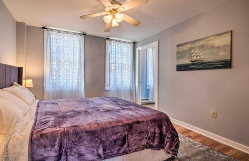 Hallowell Apartment | Downtown Hallowell Retreat with Water Views!