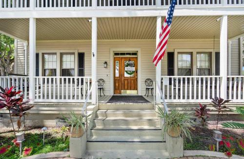 Green Cove Springs House | Downtown Historic Victorian Steps to Clay Theatre