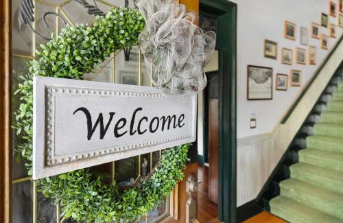 Green Cove Springs House | Downtown Historic Victorian Steps to Clay Theatre