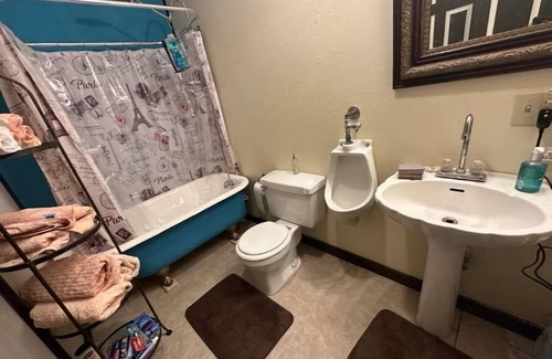 Downtown Historic House | Downtown Historic Getaway