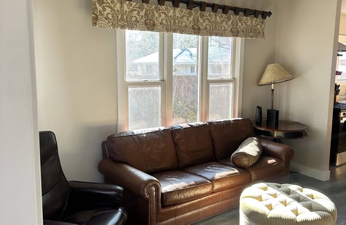 Hayden House | Downtown home just 30 minutes to the slopes! Pet friendly too.