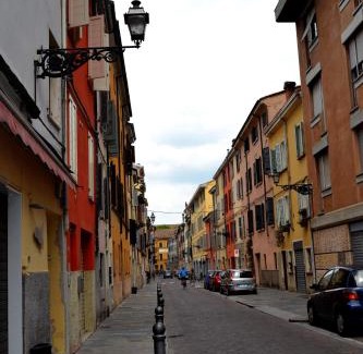 Oltretorrente Apartment | Downtown in Parma