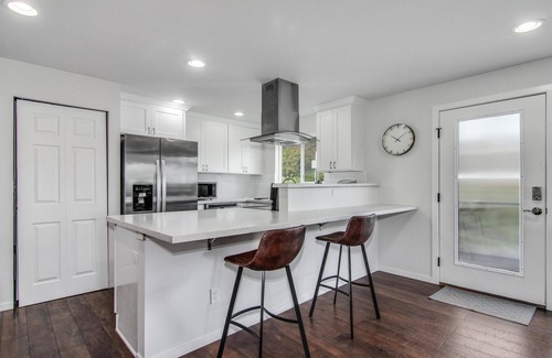 Norkirk House | Downtown Kirkland - Luxury 3rd Street Retreat