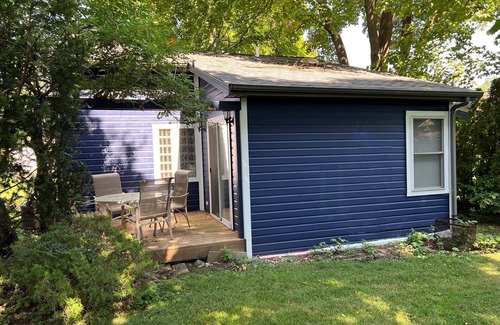 Lake Geneva Cottage | Downtown Lake Geneva Cottage Sleeps 5