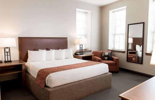 Lancaster Hotel | Downtown Lancaster, Historic Yet Contemporary Hotel in Urban Place-Dine-Shop-Art