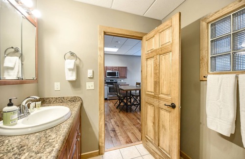 Deadwood Condo | Downtown Loft on Main Street Deadwood, Walk to Saloon 10 and all the casinos!