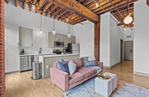 Downtown St. Louis Apartment | Downtown Loft on Riverfront Next to Arch & Convention Center