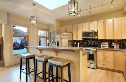 Steamboat Springs Condo | DOWNTOWN LUXURIOUS PENTHOUSE CONDO W/PRIVATE SKI LOCKER