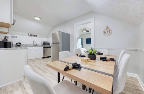 Columbus Apartment | Downtown Luxury Apartment, 15 mins to Fort Benning