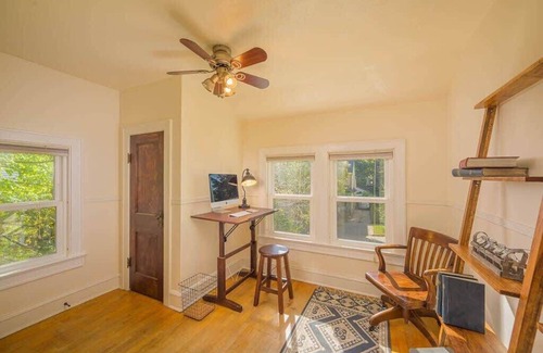 Appleton House | -Downtown Luxury at Lawrence