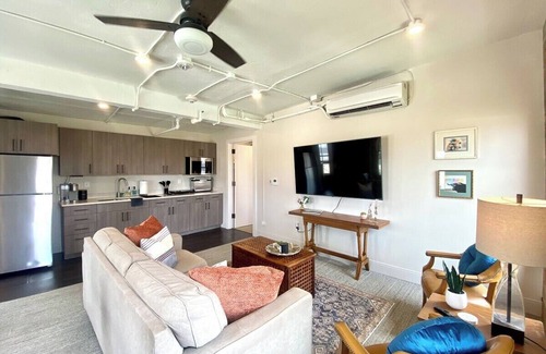 Downtown San Antonio Apartment | Downtown Luxury Condo for 2!