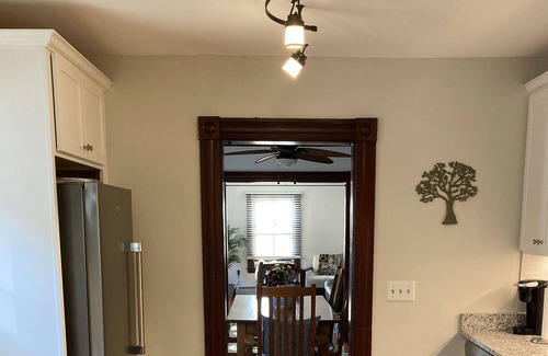 Old Saybrook Center Apartment | Downtown, Main Street, Center of it All Location