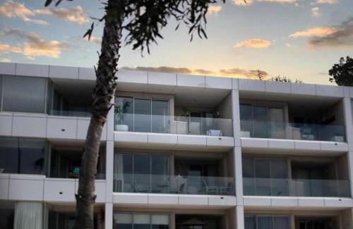 Mount Maunganui Apartment | Downtown Mount Maunganui Beach