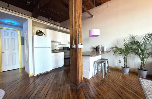 Detroit Apartment | Downtown: Neo-Deco Industrial Loft