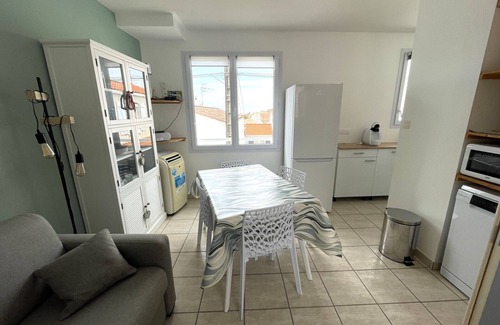La Tranche-sur-Mer House | Downtown Oasis: Steps from Shops, 300m from Beach, and All Amenities