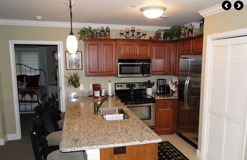 Helen Condo | Downtown & on the River, Luxury 1-Bedroom Condo
