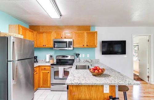 Ouray Apartment | Downtown Ouray Apt w/River & Mountain Views!