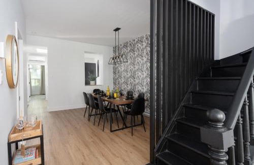 Downtown Montreal Apartment | Downtown Penthouse 2 Level-4BDRS-8Guests