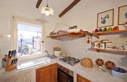 Oristano Apartment | Downtown penthouse with tower view - Cozy penthouse facing to the tower