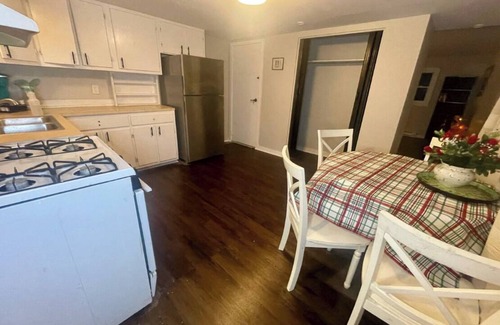 Pittston Apartment | Downtown Pittston I Laundry TVs Near Hospitals