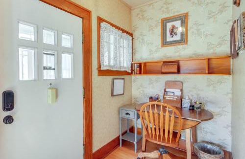 Red Lodge House | Downtown Red Lodge Home - 8 Mi to Skiing!