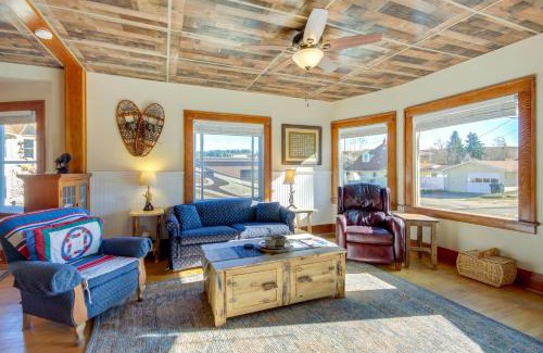 Red Lodge House | Downtown Red Lodge Home - 8 Mi to Skiing!