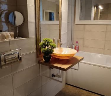 Bacau Apartment | Downtown "Rendez-Vous" Luxury