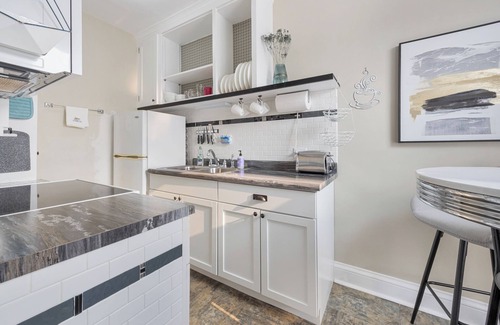 Two Harbors Apartment | Downtown Retreat, Near Parks & Brewery, Unit 5