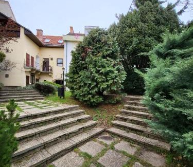 Szekesfehervar Apartment | Downtown romantic