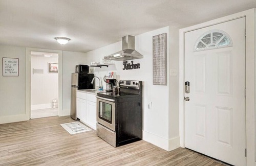 Round Rock House | Downtown Round Rock Getaway for Family or Group!