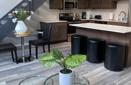 Downtown St. Paul Apartment | Downtown Saint Paul, 2 Bdrms, 2Baths at R7 Lofts