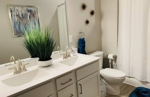 Downtown St. Paul Apartment | Downtown Saint Paul 3BR, 2 Bath Apartment at R7 Lofts