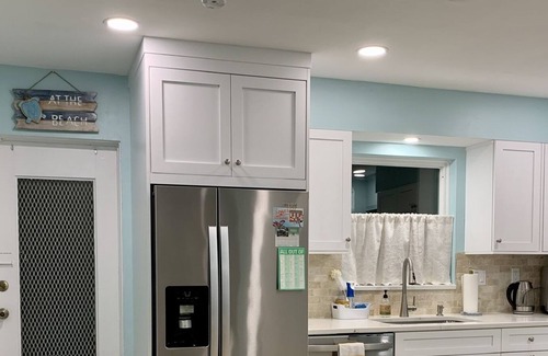 Laurel Park Apartment | Downtown Sarasota duplex unit - pet friendly with off-street parking