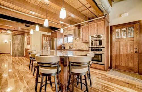 Stillwater Condo | Downtown Stilwater, Riverview Condo