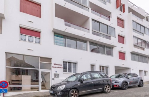Hendaye Apartment | Downtown Studio with Parking, Elevator, and Easy Beach Access
