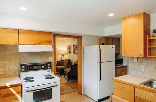 Okanagan-Similkameen House | Downtown Suite | 10-Mins Walk to Beach