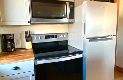 Grand Marais Apartment | Downtown Sweetwater Suite West