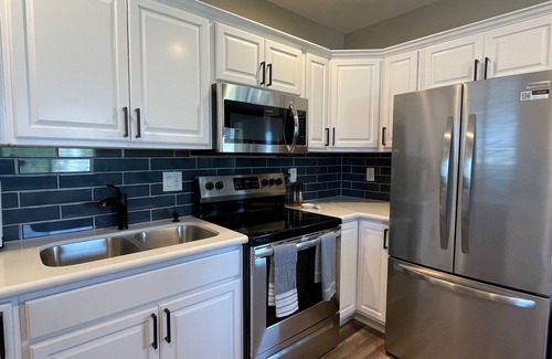 Mitchell Park East Apartment | Downtown Tempe Historical Neighborhood & minutes to ASU