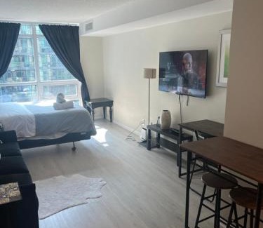 Fort York Apartment | Downtown Toronto Cozy Suite