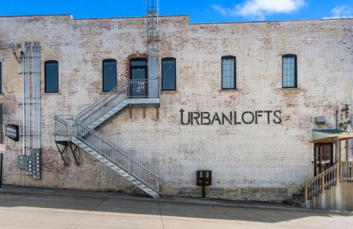 Perryville Apartment | Downtown Urban Loft above Restaurants #2