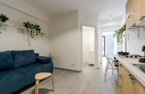 Vitan Apartment | Downtown Urban Studio w Balcony Vol 2