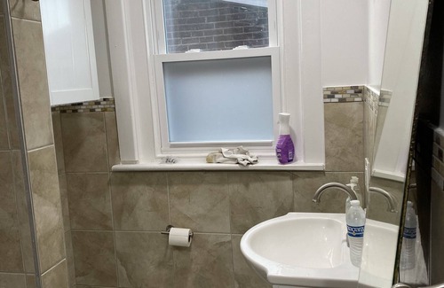 Fountain Hill House | Downtown View of Bethlehem!