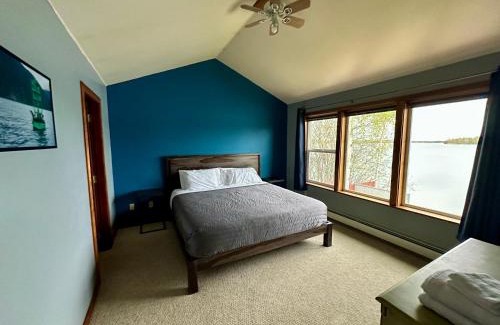 Wasilla House | Downtown Wasilla Lakefront Home