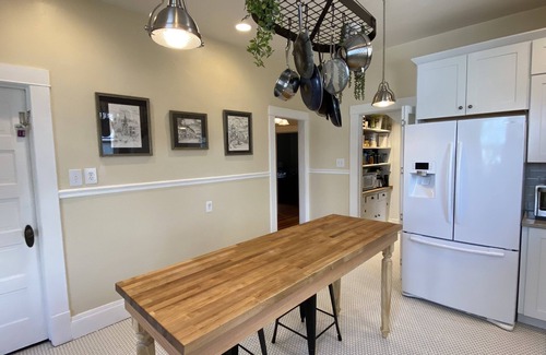 Cheyenne House | Downtown Western Escape