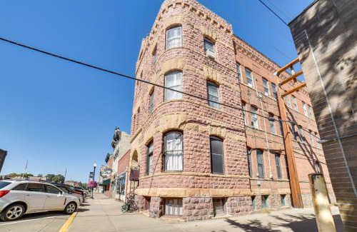 Yankton Apartment | Downtown Yankton Suite Walk to Restaurants!