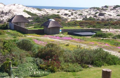 Leipoldtville Cabin | Draaihoek Lodge & Restaurant