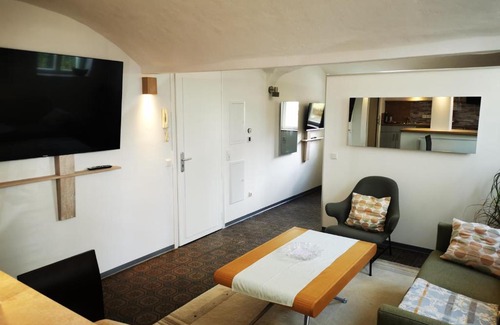 Burgeresch Apartment | Drachenhöhle Wiebke