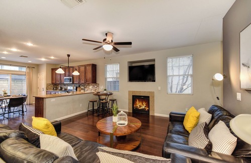 North Natomas House | Dragon House Garage Grill close to Airport Downtown Golden1 Arena Discovery Park